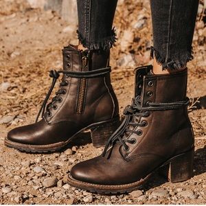 Black size 6 cavalier Freebird boots worn three times